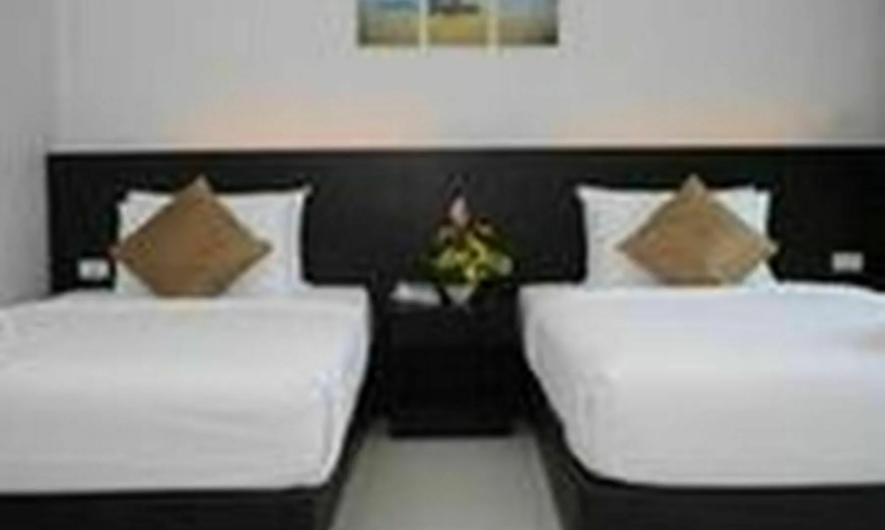 Naiyang Beach Hotel Sha Plus Пхукет